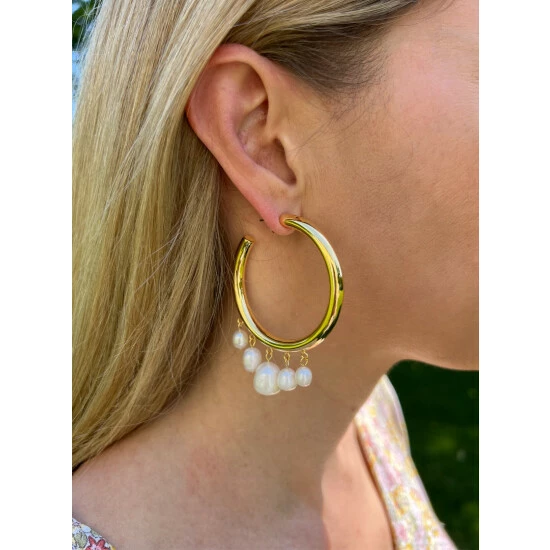 Rivka Friedman Pearl Dangle Hoop Earrings Pearl/gold 3 Rivka Friedman Pearl Dangle Hoop Earrings Pearl/gold - Image 3